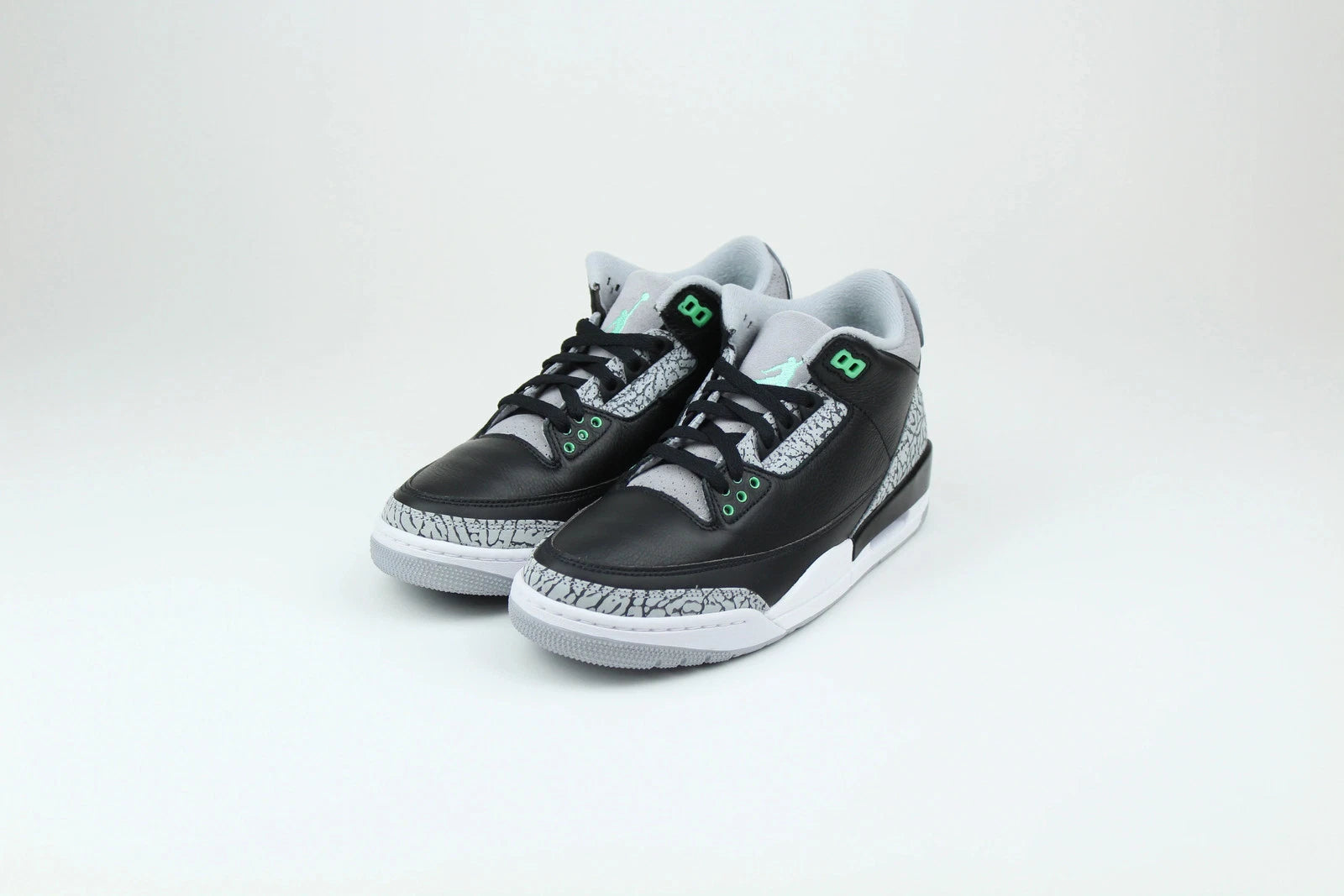 Nike Air Jordan 3 Retro