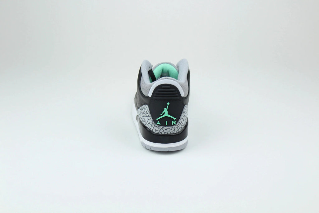 Nike Air Jordan 3 Retro