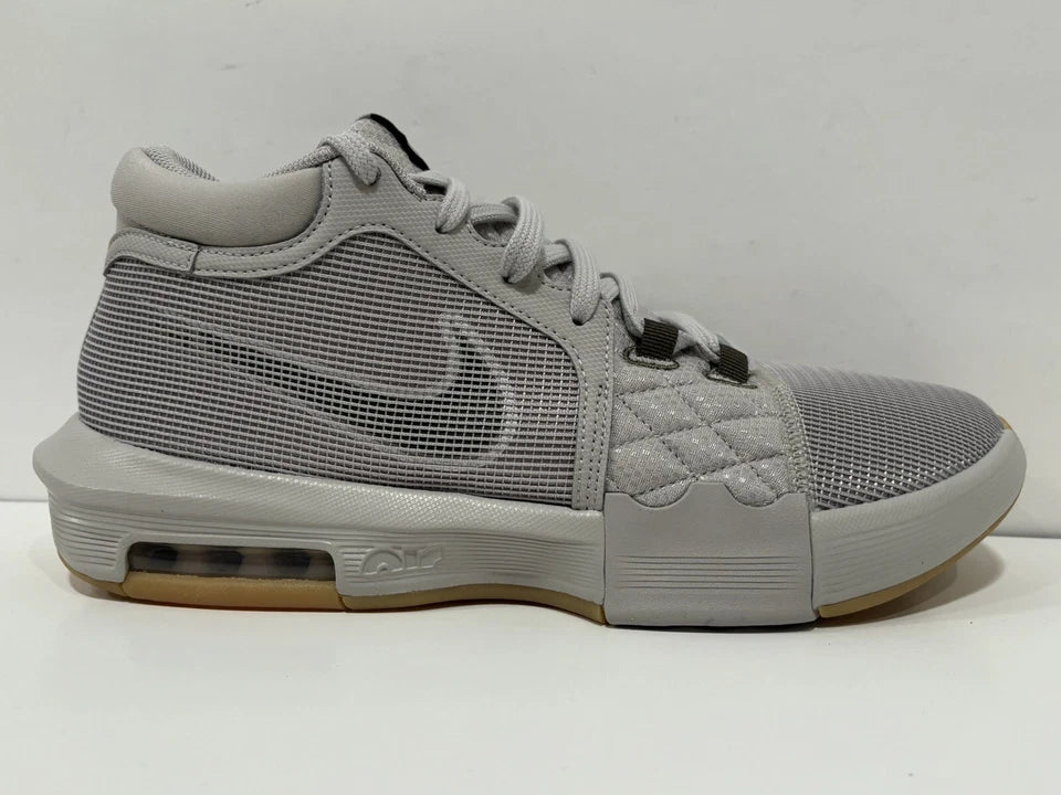Nike LeBron Witness VIII