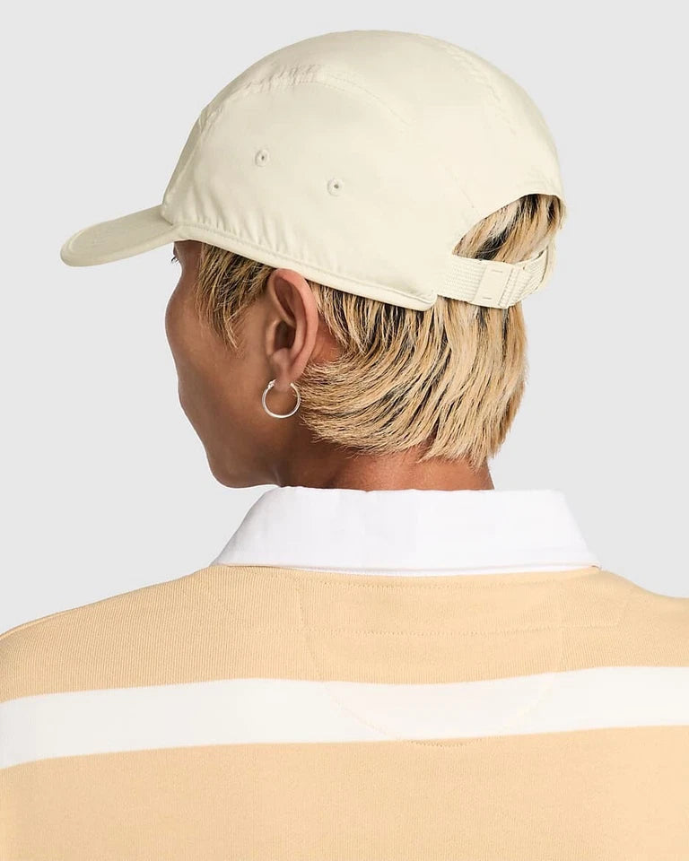 Nike Unisex Fly Performance Curved Bill Cap