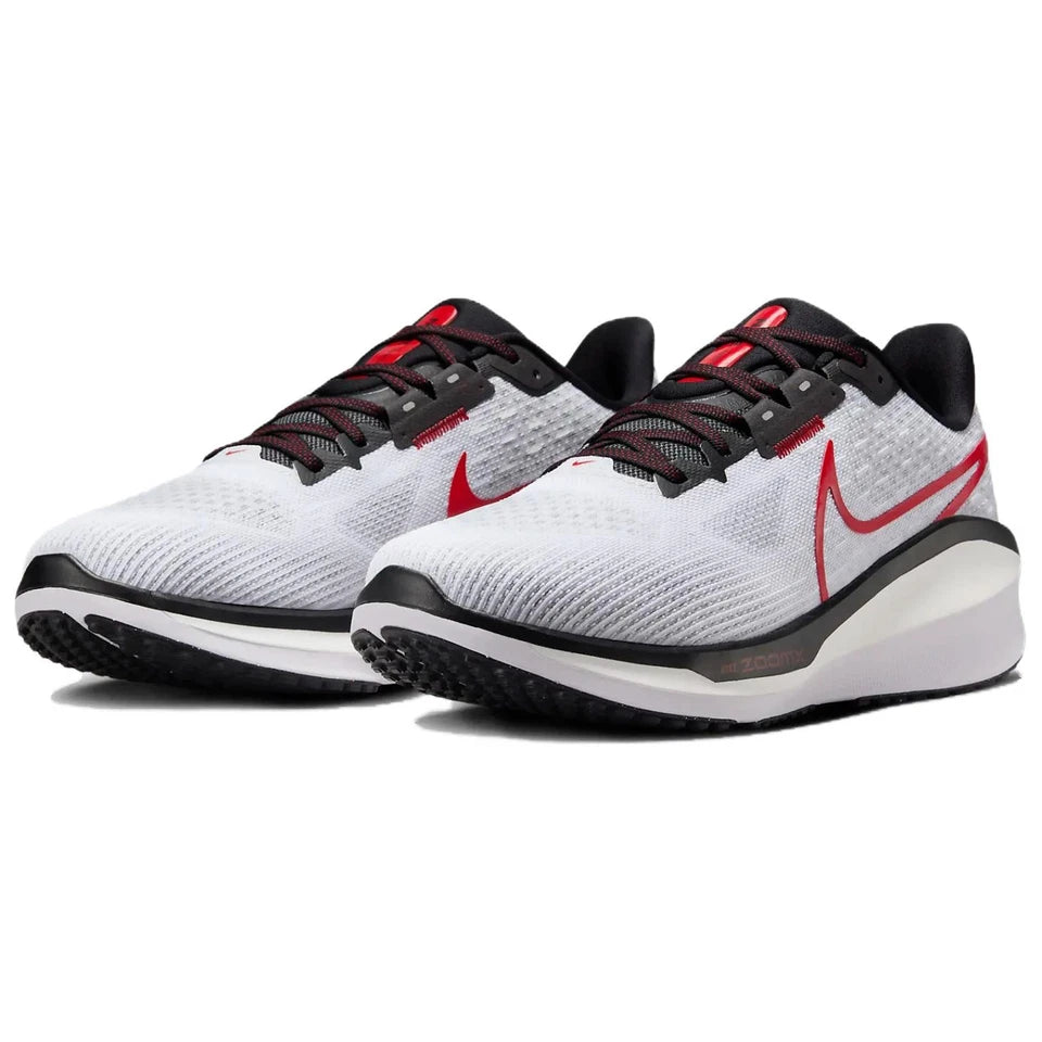 Nike Vomero 17