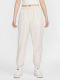 Nike Sportswear Essential Woven Mid-Rise Shorts